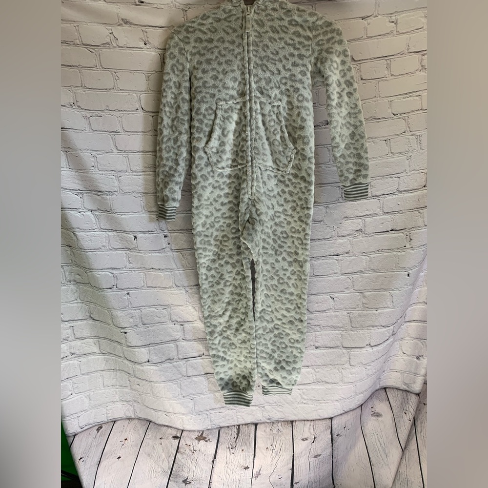 COPY - Kids Girls Cat & Jack Soft Leopard Print Onesie Size M (7/8) Gray